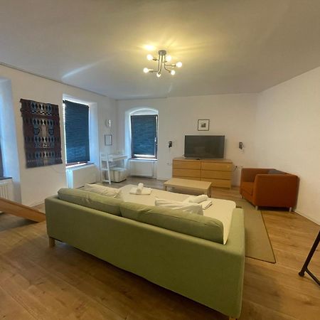 Central Retro Apartment ซีบิว ภายนอก รูปภาพ
