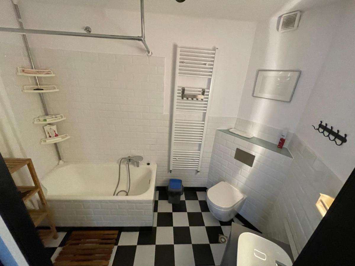 Central Retro Apartment ซีบิว ภายนอก รูปภาพ